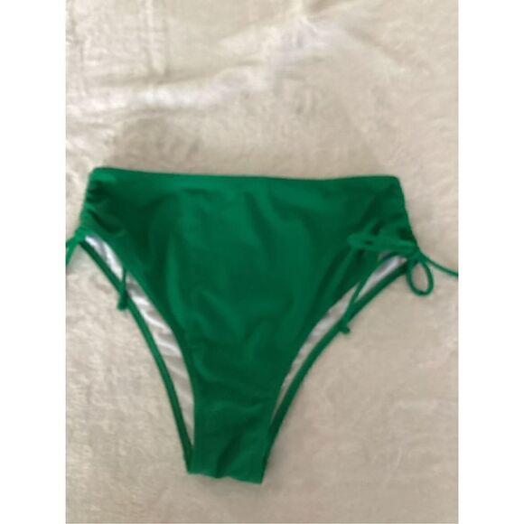Cupshe swim bottom - Picture 1 of 7